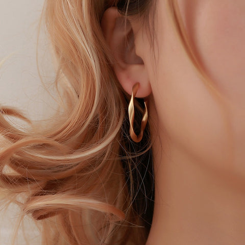 2019 Punk Hoop Earrings For Women Vintage Matte Gold Open Twisted Statement Jewelry Irregular Circle Earring Brincos Oorbellen
