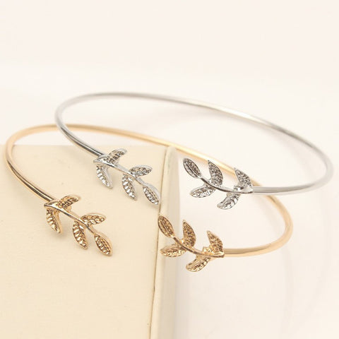 Fashion Simple Gold Silver Plated Cuff Bracelets For Women Leaves Bracelets Popular Open Bangle Bracelets T433 7g