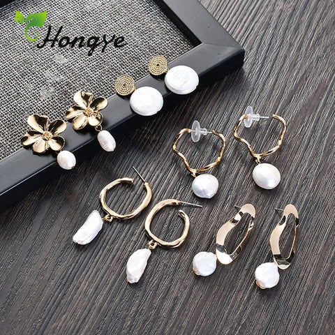 Hongye Pearl Drop Earrings Fashion Jewelry Quality Alloy Made Women Baroque Freshwater Pearl Girls Stylish Big Dangling Brinco
