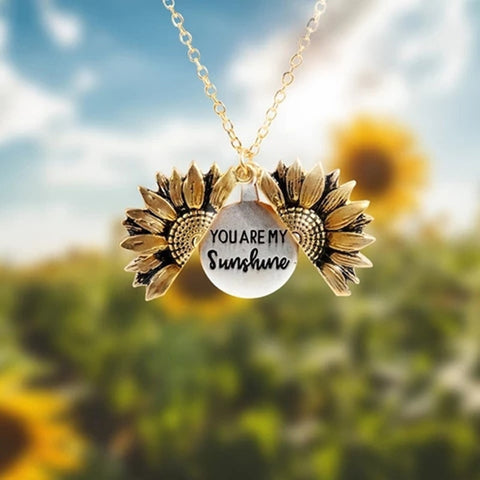 New Fashion Women Sunflower Necklace Openable Carving You Are My Sunshine Gold Silver Pendant Couple Necklace Charm Jewelry Gift