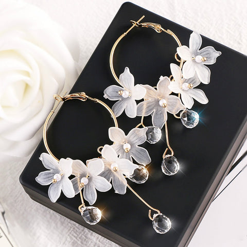 Trendy Acrylic Water Drop Women Dangle Earrings Crystal Flower Long Pendant Earrings For Women Drops Earrings